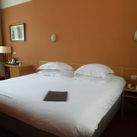 Albion Hotel